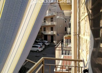Foto 4 - Bilocale Via Gesù e Maria
 
51, Carini - foto 4
