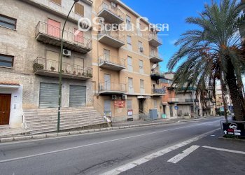 Foto 1 - Trilocale CORSO ITALIA
 
34, Carini - foto 1