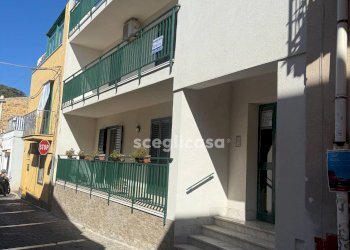 Foto 24 - Quadrilocale Via Confini
 
4, Ustica - foto 23