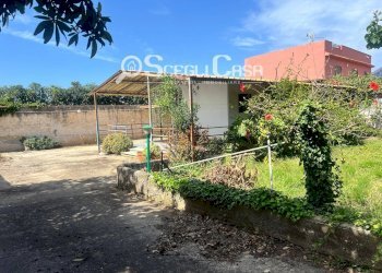 Foto 3 - Villa Via Reggio Calabria
 
19, Carini - foto 2