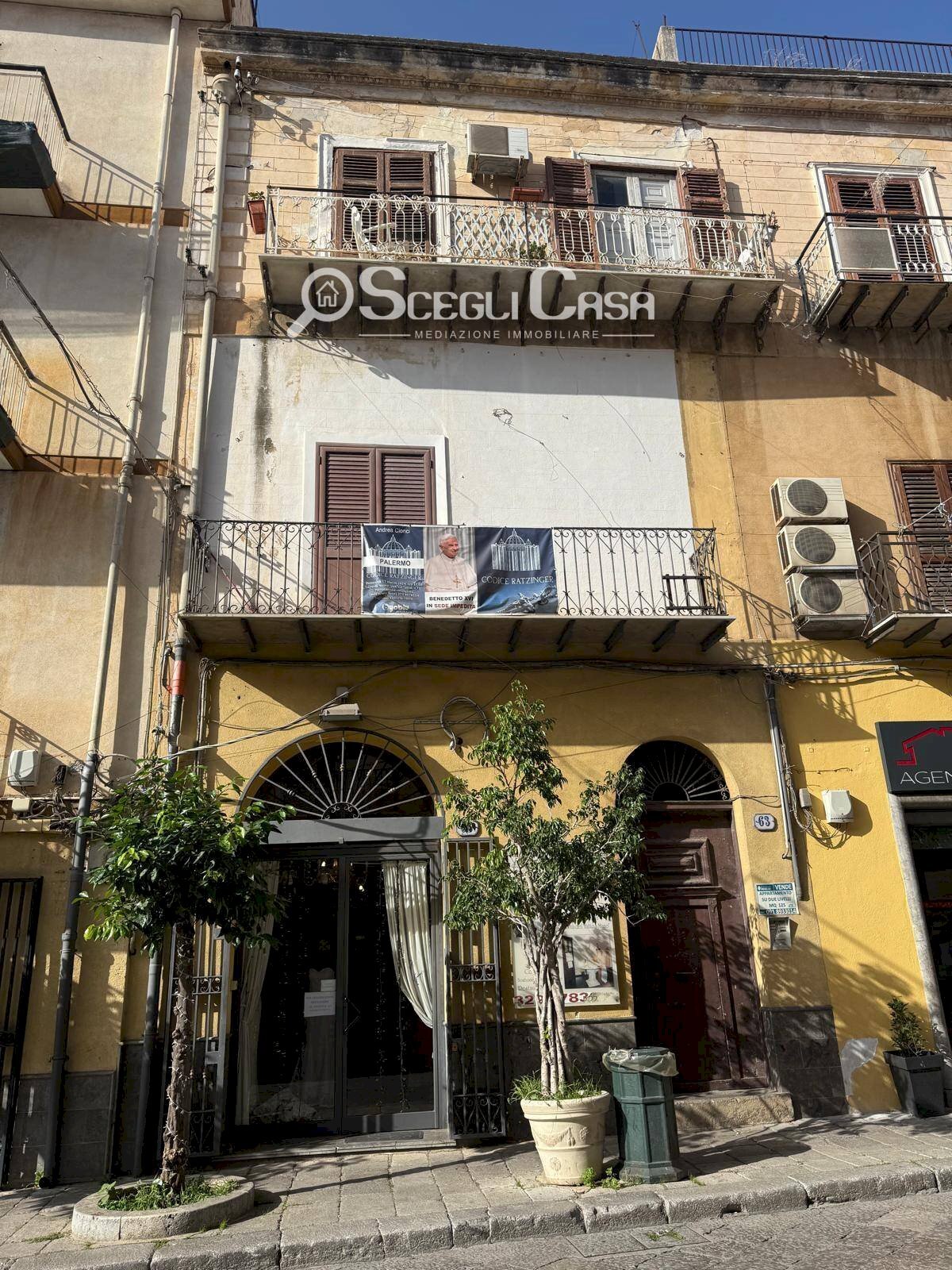 Foto 1 - Quadrilocale Corso umberto
 
61, Carini - foto 1