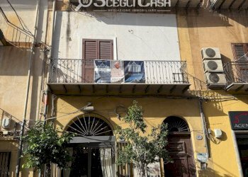 Foto 1 - Quadrilocale Corso umberto
 
61, Carini - foto 1