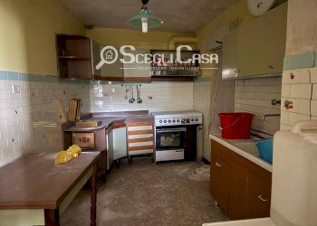 Foto 3 - Quadrilocale Corso umberto
 
61, Carini - foto 3