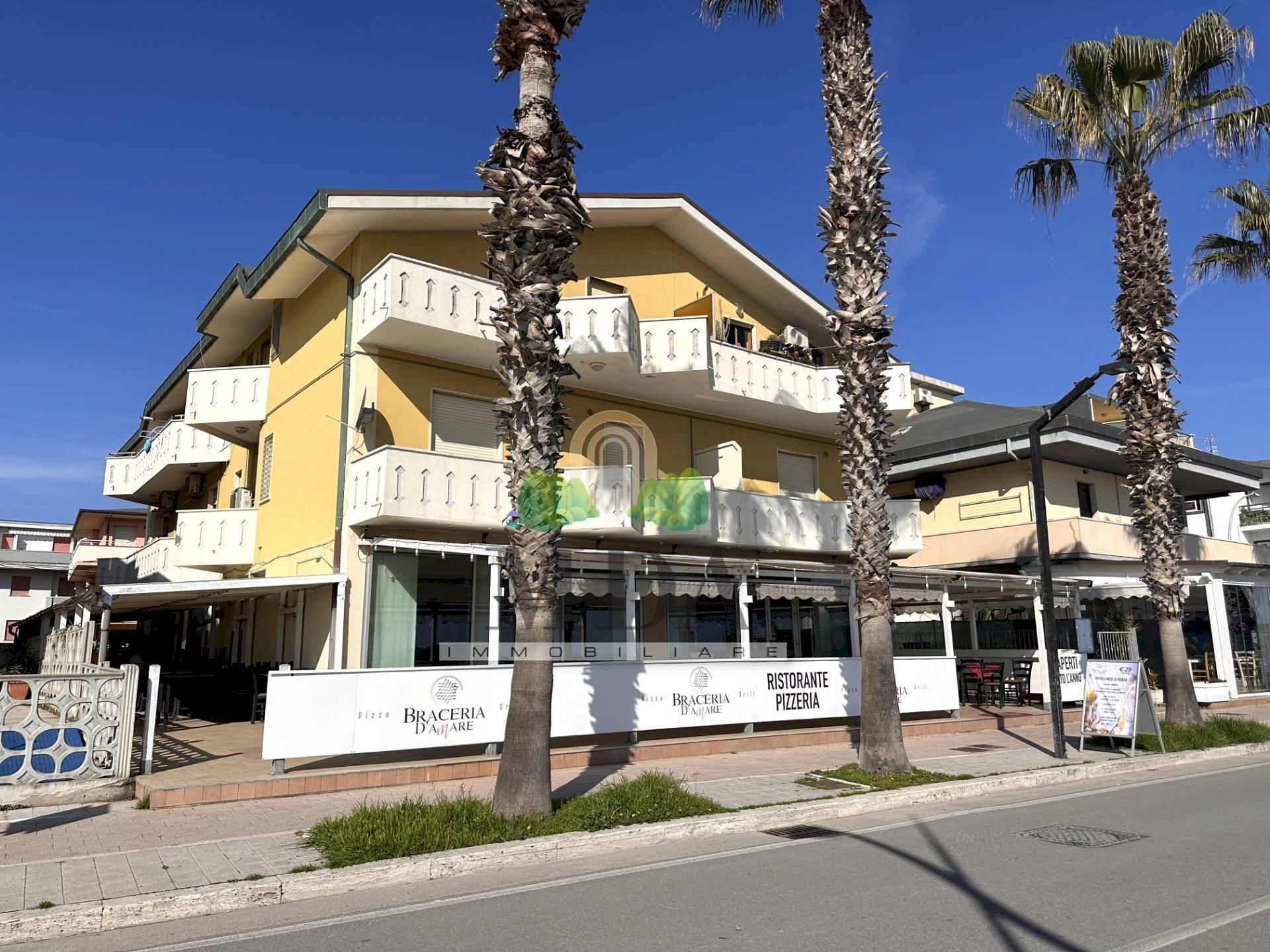 Foto 2 - Commercial Premises Lungomare Europa, Martinsicuro - photo 2