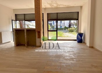 Foto 23 - Commercial Premises via Taormina, Martinsicuro - photo 23