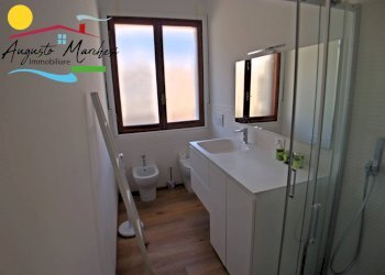 Foto 4 - Quadrilocale LUNGOMARE BETTOLO
 
6/20, Recco - foto 4