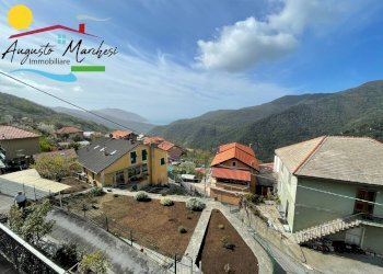 Foto 4 - Quadrilocale VIA CAPPELLETTA
 
16, Avegno - foto 4