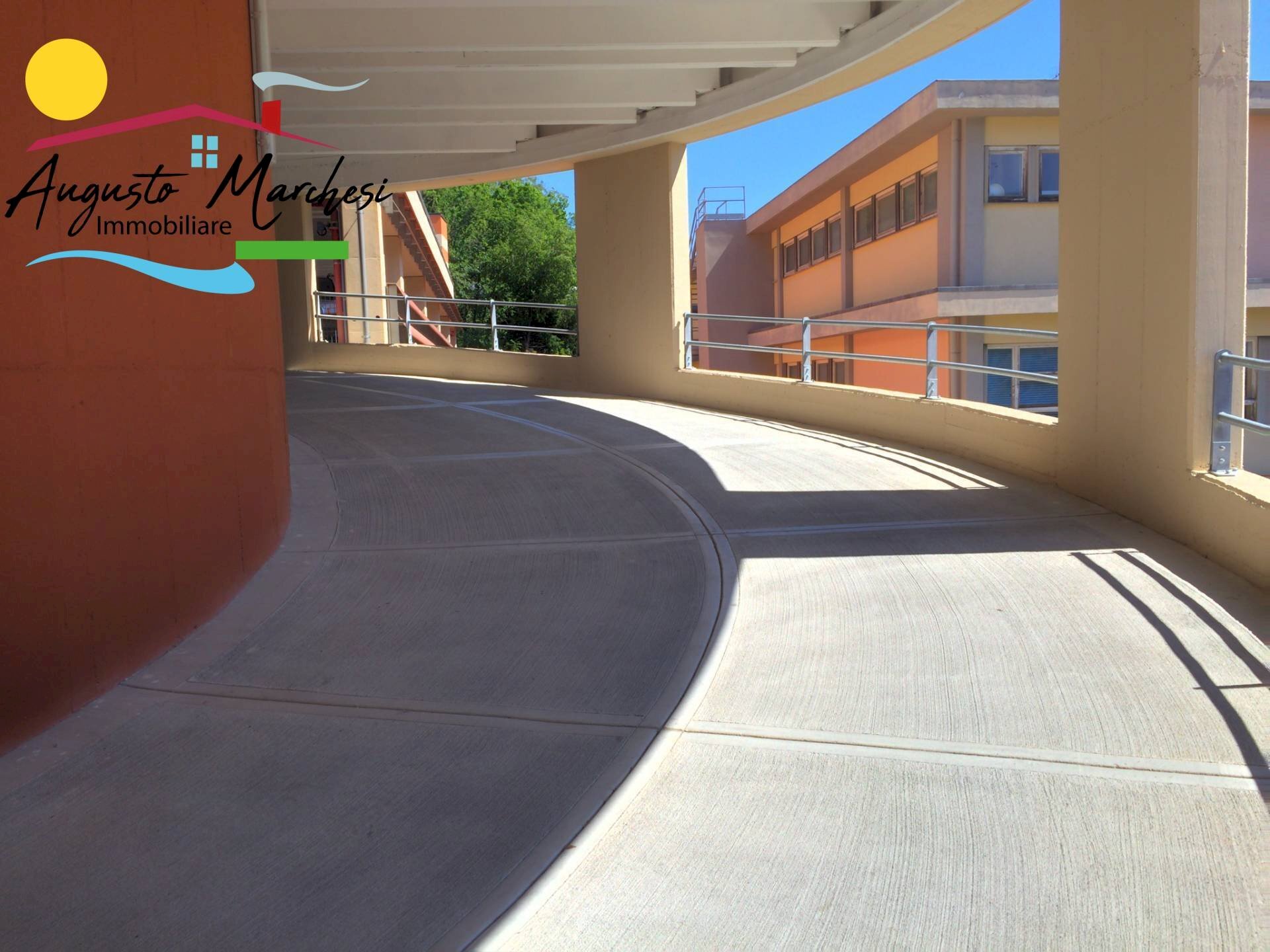 Foto 2 - Box VIA MILITE IGNOTO
 
32, Recco - foto 2