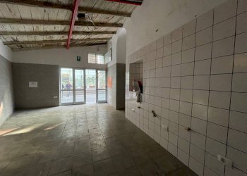 Foto 3 - Commercial Premises Vico Molo, Savona - photo 3