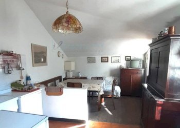 Foto 1 - Rustico vicolo scuro 1, Rezzo - foto 1