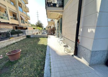 Foto 36 - Trilocale Via della Costituzione, Albenga - foto 35