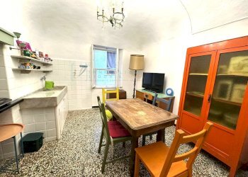 Foto 32 - Trilocale Piazza San Domenico, Albenga - foto 31