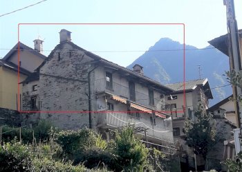 Foto 1 - Quadrilocale Via Cursolo
 
13, Valle Cannobina - foto 1