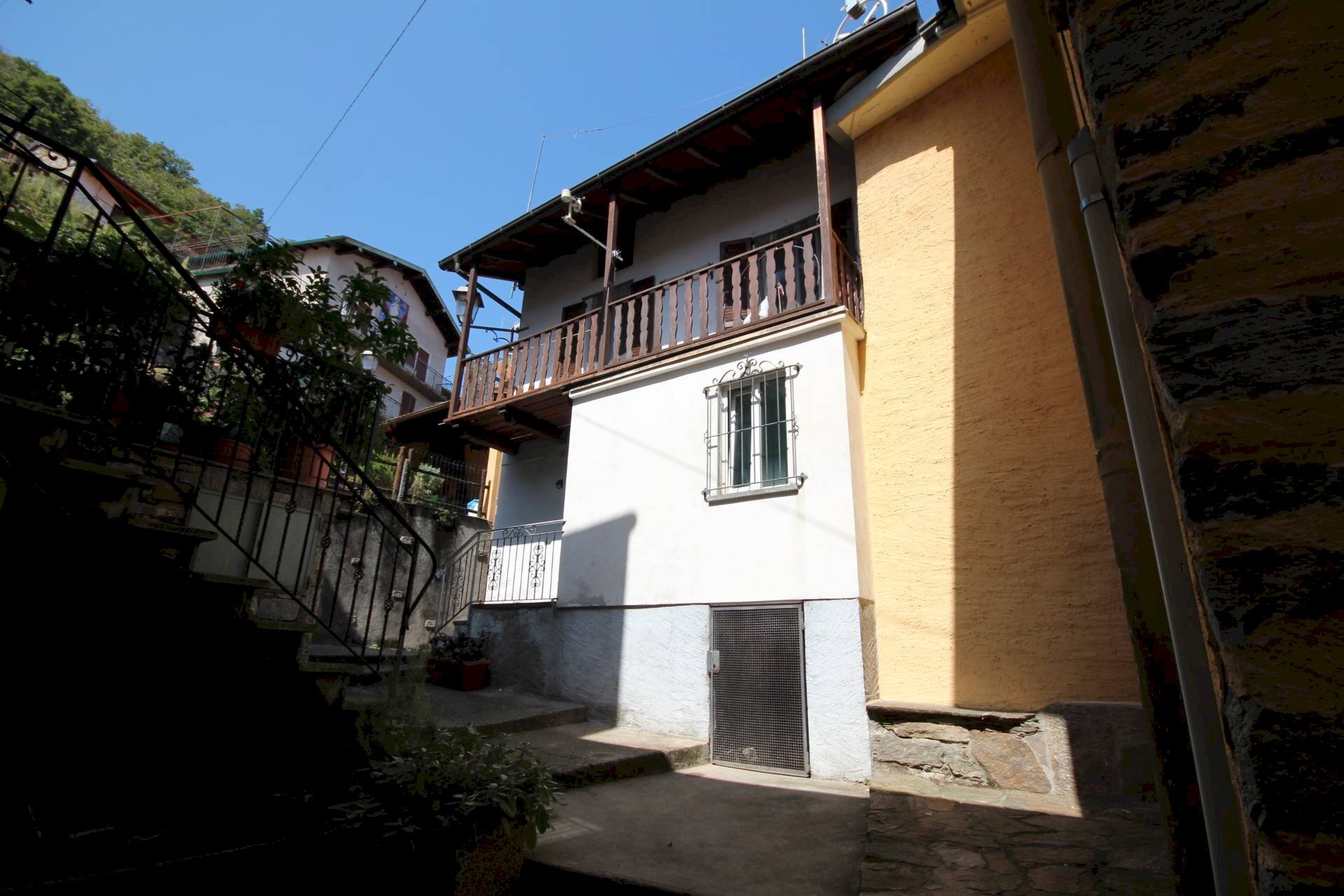 Foto 2 - Rustic Via Monte Giove
 
4, Cannobio - photo 2