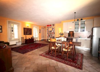 Foto 6 - Trilocale Via Paolo Zaccheo
 
2, Cannobio - foto 6