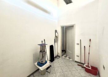 Foto 12 - Office Viale Valgana, Varese - photo 12