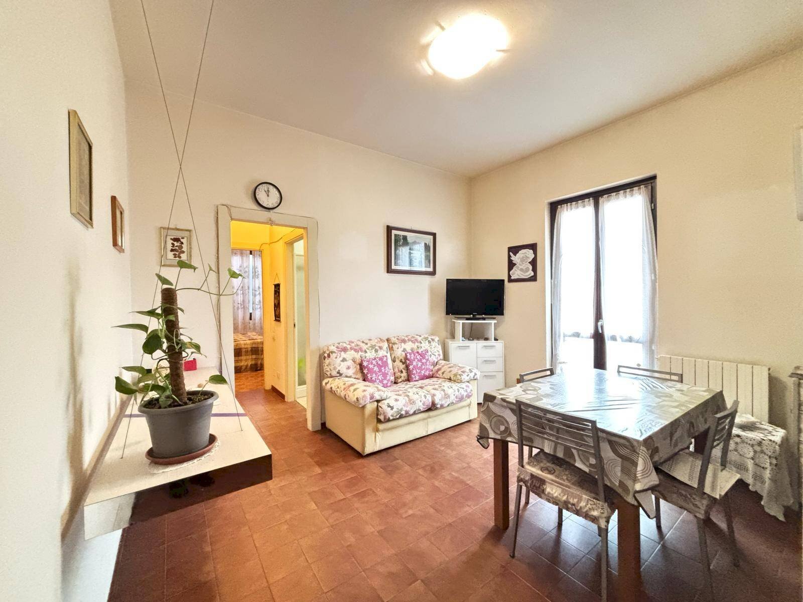 Foto 2 - Bilocale Viale delle Vittorie, Malnate - foto 2