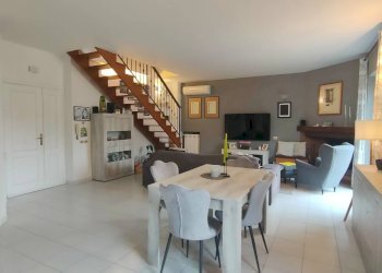 Foto 1 - Quadrilocale Via Aldo Moro
 
3, Moricone - foto 1