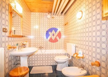 Foto 24 - Quadrilocale Strada de Salgè
 
65, Moena - foto 24