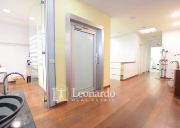 Foto 14 - Ufficio Viareggio - foto 13