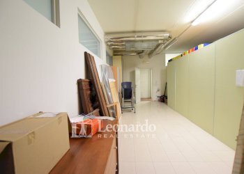 Foto 20 - Ufficio Viareggio - foto 19