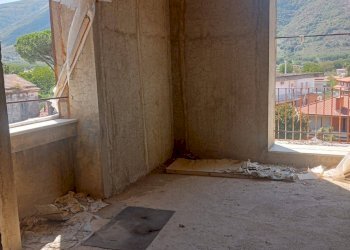 Foto 2 - Semi-detached house Via Terra
 
16, Lauro - photo 2