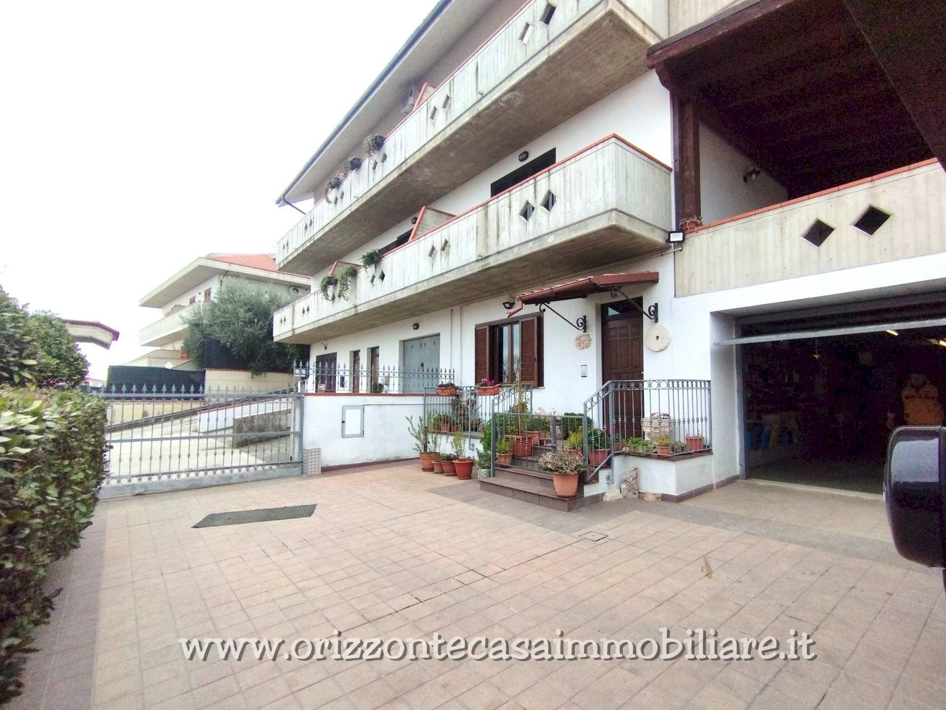 Foto 2 - Villa a Schiera Folignano - foto 2