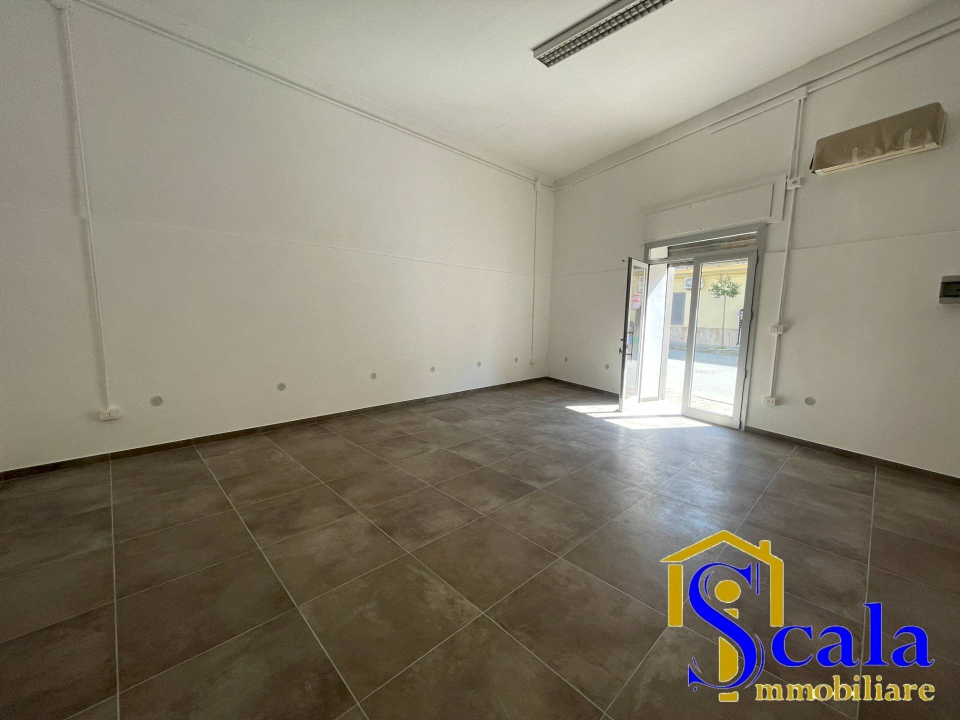 Foto 1 - Locale Commerciale Santa Maria Capua Vetere - foto 1