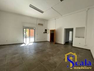 Foto 2 - Locale Commerciale Santa Maria Capua Vetere - foto 2