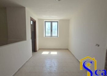 Foto 2 - Magazzino Santa Maria Capua Vetere - foto 2