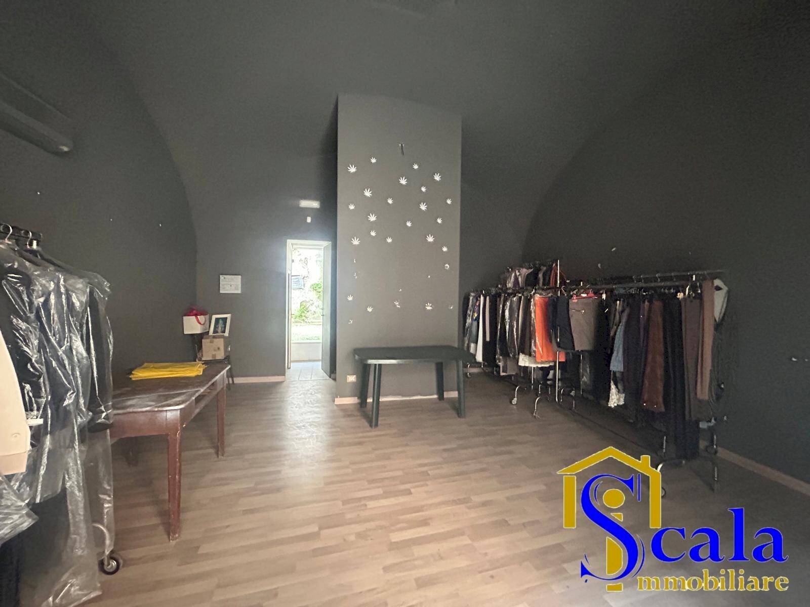 Foto 2 - Locale Commerciale Vitulazio - foto 2