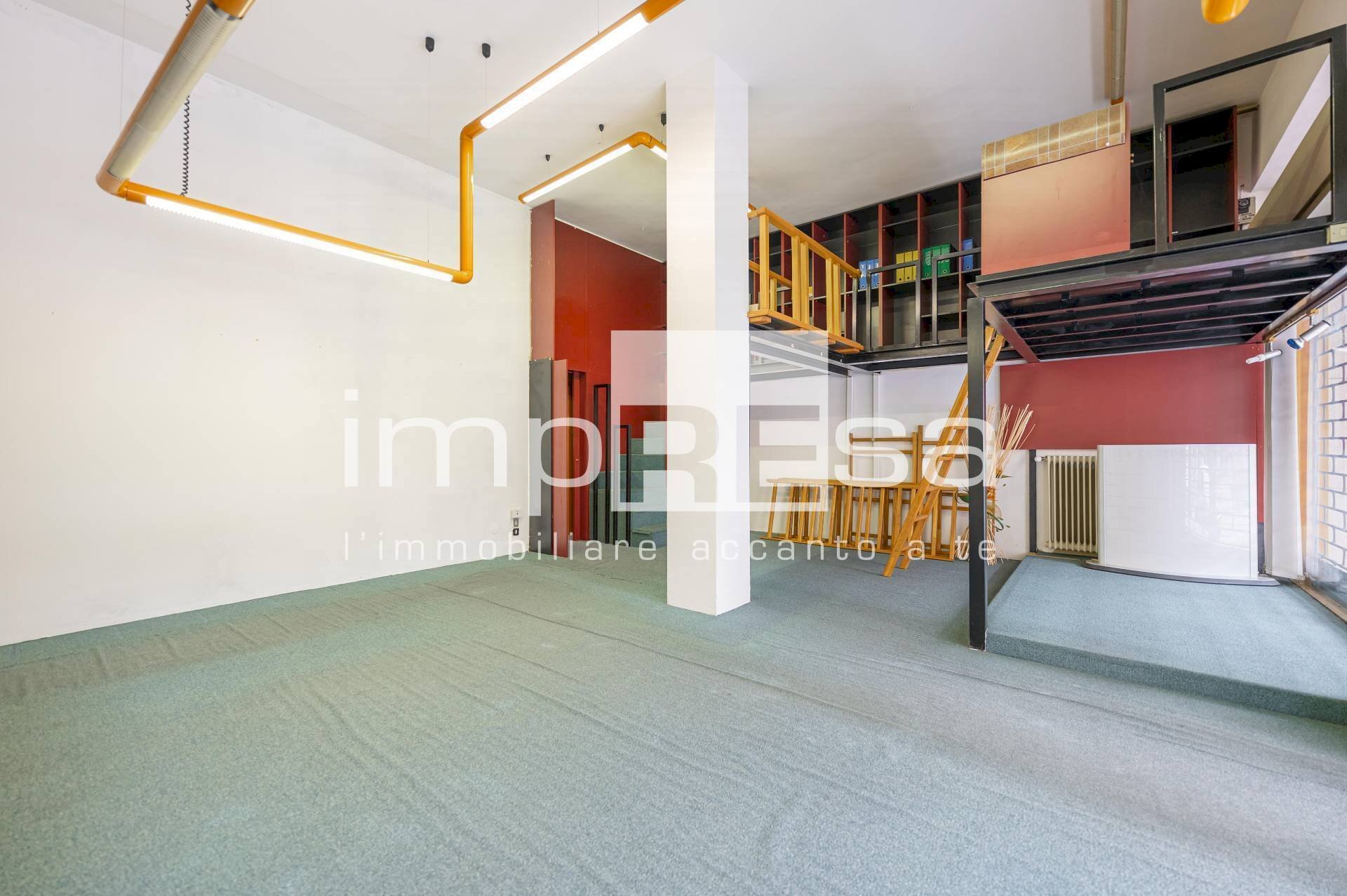 Foto 2 - Locale Commerciale VIA CADORE
 
6, Conegliano - foto 2