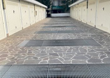 Foto 1 - Box Via Lutero
 
3, Milano - photo 1