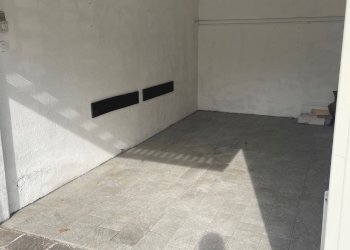 Foto 3 - Box Via Lutero
 
3, Milano - photo 3