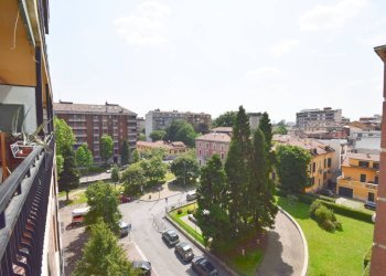 Foto 1 - Three-room apartment PIAZZA PICCOLI MARTIRI
 
7, Milano - photo 1