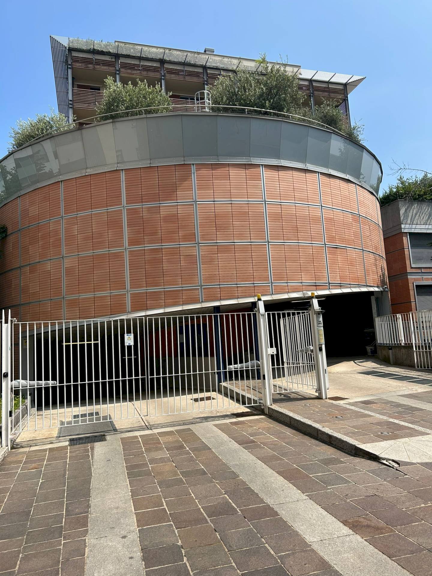 Foto 1 - Box Viale Monza
 
212, Milano - photo 1