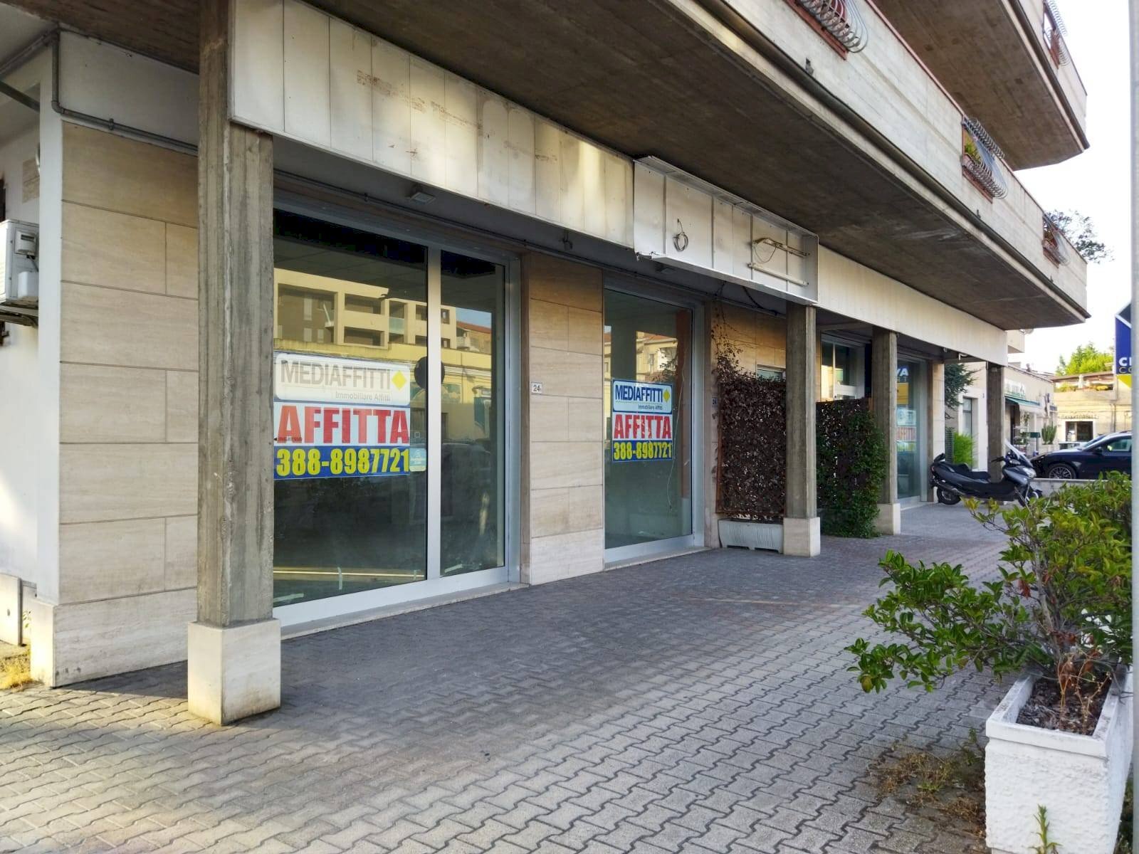 Foto 2 - Locale Commerciale Montesilvano - foto 2