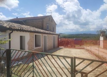 Foto 1 - Independent house Cepagatti - photo 1