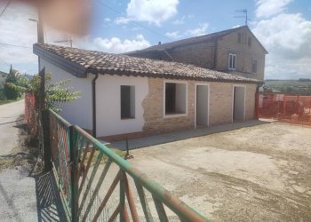 Foto 2 - Independent house Cepagatti - photo 2