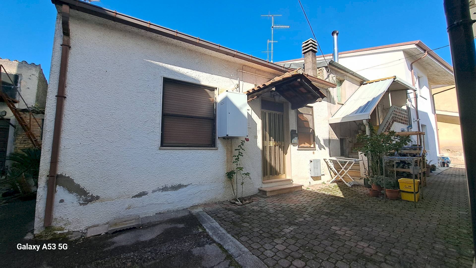 Foto 1 - Casa indipendente Rosciano - foto 1