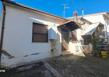 Foto 1 - Casa indipendente Rosciano - foto 1