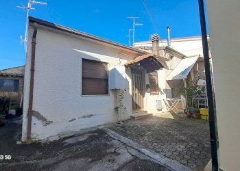 Foto 3 - Casa indipendente Rosciano - foto 3