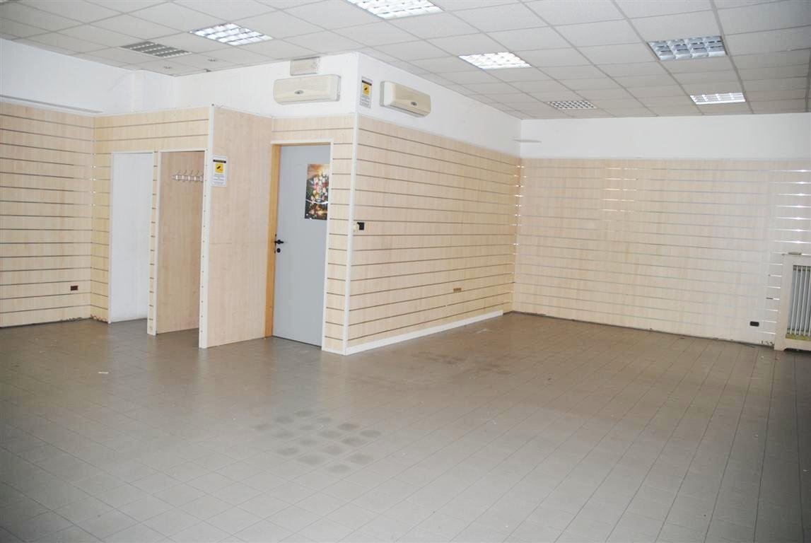 Foto 3 - Negozio via ronzinella, Mogliano Veneto - foto 3