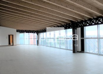 vetrate ufficio - Ufficio via Leonardo da Vinci, Mogliano Veneto - foto 1