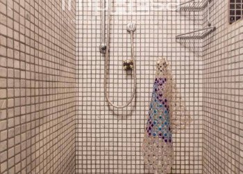 Bagno con doccia - Apartment via Mestrina
 
40, Venezia - photo 32