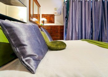 Particolare arredo letto - One-room apartment Via Piccinini
 
8, Stella - photo 5