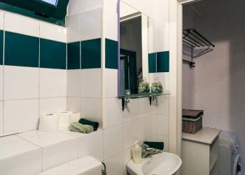 Bagno con antibagno - One-room apartment Via Piccinini
 
8, Stella - photo 16