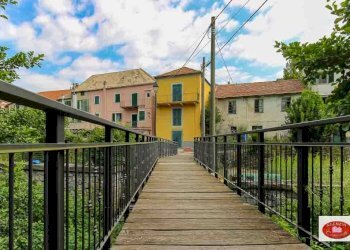La casa vista dal ponte - Casa indipendente Centro Storico e Via G. B. Parodi
 
25, Stella - foto 8