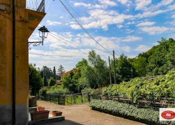 La borgata antistante - Casa indipendente Centro Storico e Via G. B. Parodi
 
25, Stella - foto 31