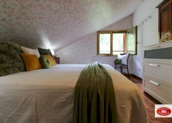 Camera matrimoniale - Attico Loc. Rocca
 
5, Stella - foto 4